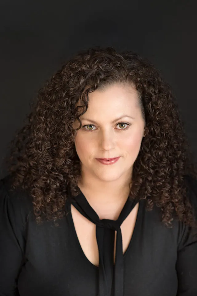Amber Smith photo