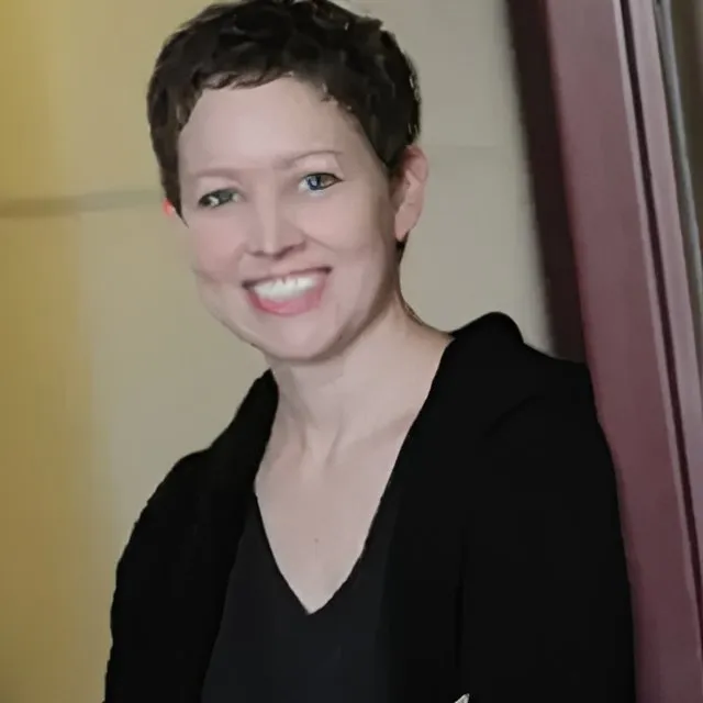 Bethany Blake photo