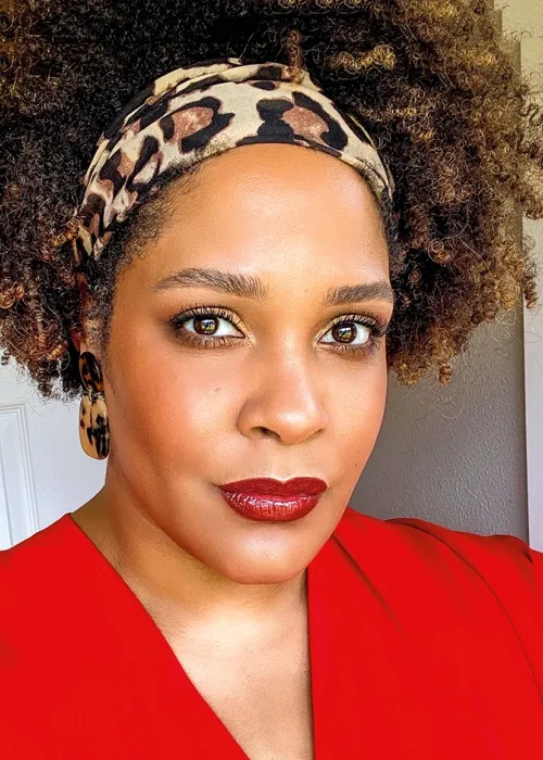 Ijeoma Oluo photo