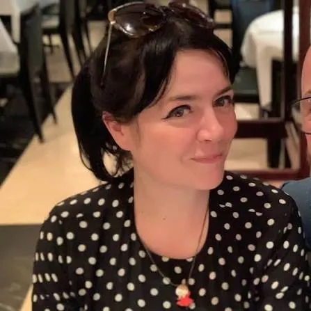 Mhairi McFarlane photo