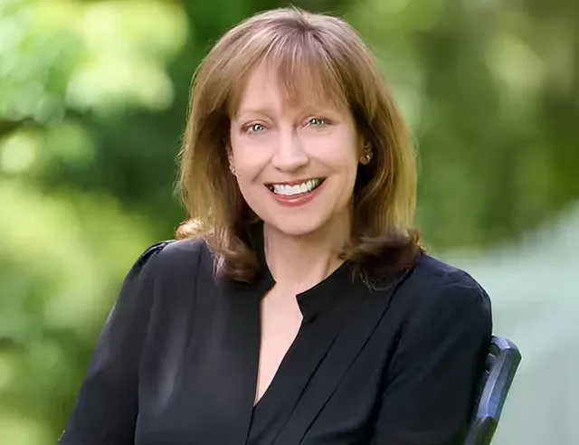 Yvonne Ventresca photo